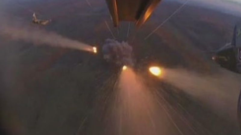 Су-25 изтриват техниката на „врага” от лицето на Земята (КАДРИ ОТ КАБИНАТА)  
