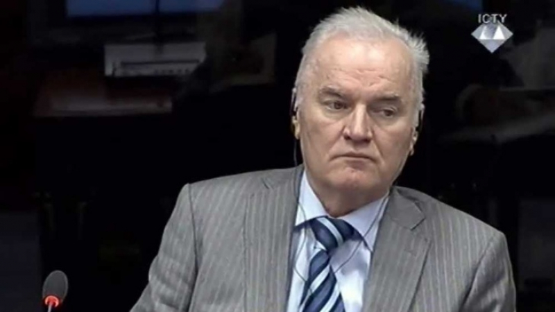 Защитата на ген. Ратко Младич поиска отвод на двама от съдиите, ето защо