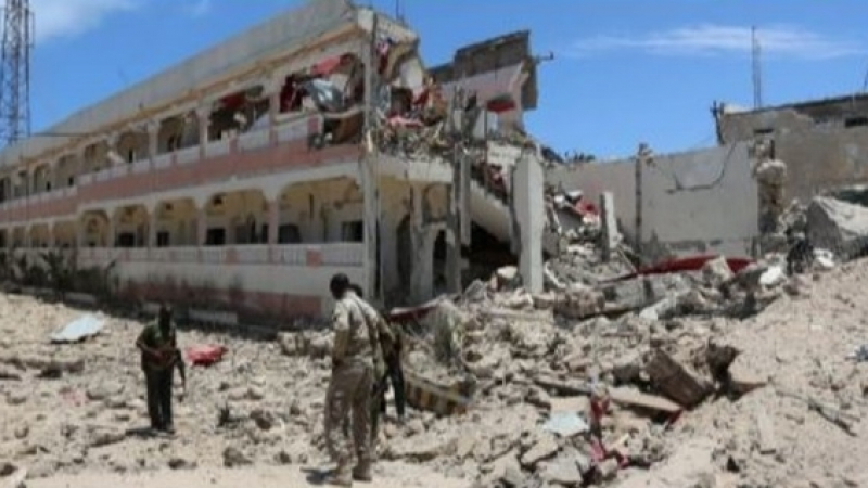 Ужас пред президентския дворец в Сомалия, има жертви