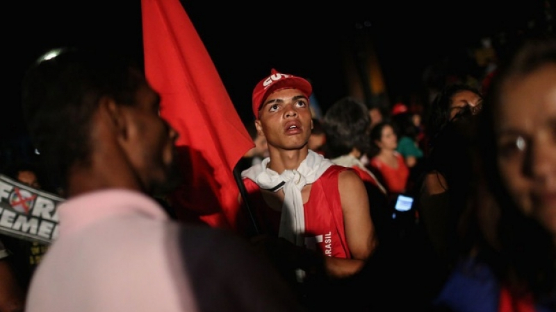 Поддръжници на Дилма Русеф блокираха пътища в Сао Пауло