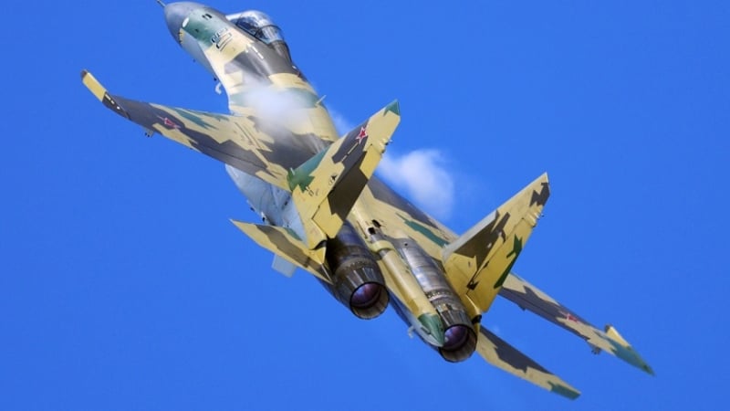 NI разказа за превъзходството на руския Су-35 над американския F-15 