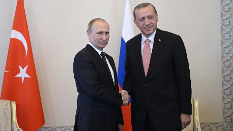 Al Jazeera: Путин и Ердоган си стиснаха ръцете за „един милиард” 