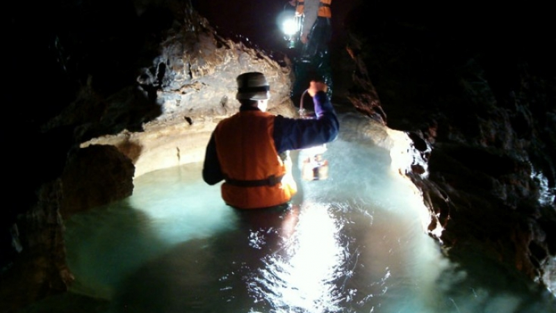 Кошмарна находка: Откриха тялото на варненския водолаз в подводна пещера край Котел