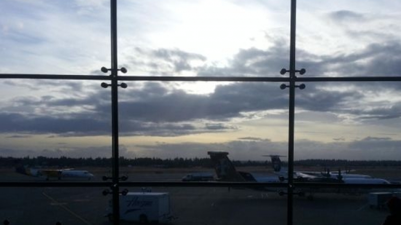 Пътници блокирани над 6 часа на летище София 