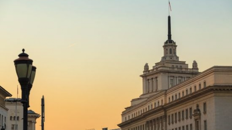 Голяма финансова секира за всички мераклии да живеят в София