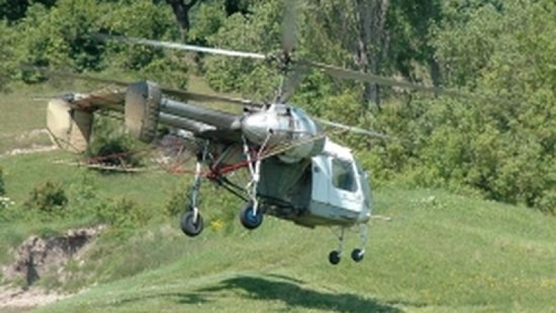 Селскостопански хеликоптер кацна аварийно край Кърджали