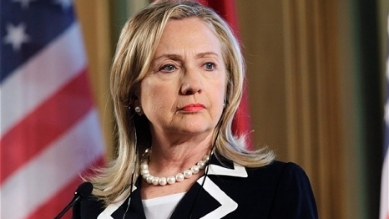 Хилари Клинтън отложи пътуването си до Калифорния заради здравословното си състояние