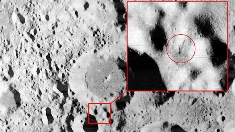 Какъв е този тайнствен обект на Луната? Ловец на НЛО твърди, че е открил антена на извънземни (СНИМКИ/ВИДЕО)