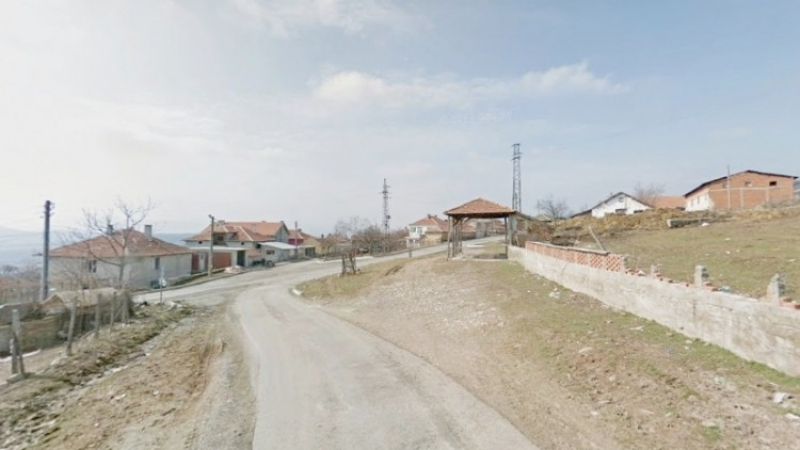 Вбесен брат вдигна на главата си руенско село, напсува кмета заради 