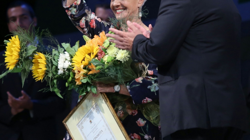 Райна Кабаиванска с награда за принос в областта на музиката  