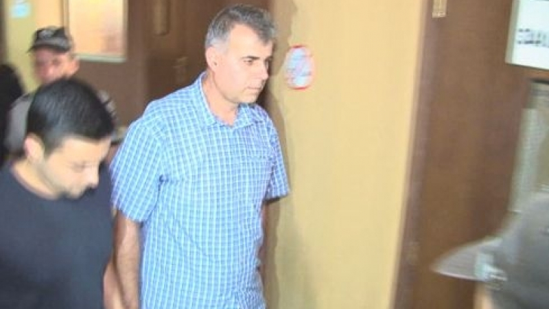 Пуснаха от ареста кмета на Перушица срещу 10 бона