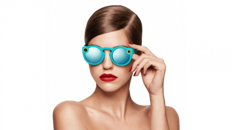 Snapchat пусна умни очила, променя името си (ВИДЕО)