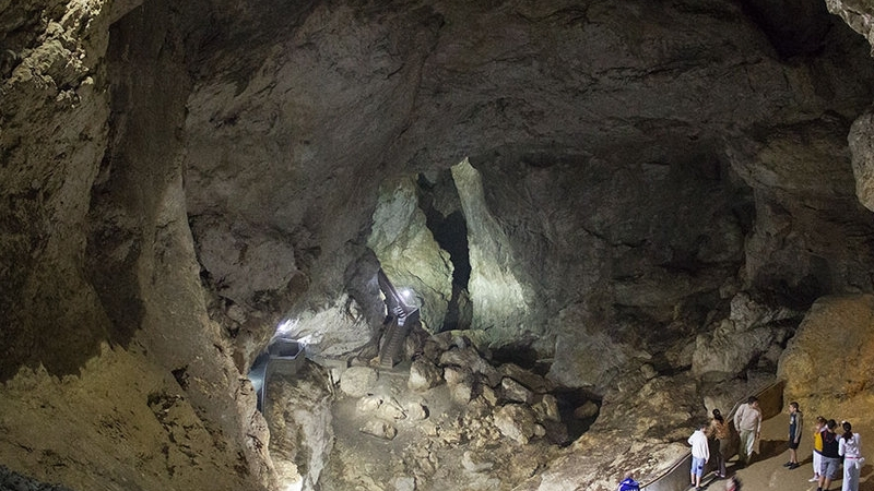 Туристи в пещерата „Дяволското гърло” изживяха най-големия си кошмар