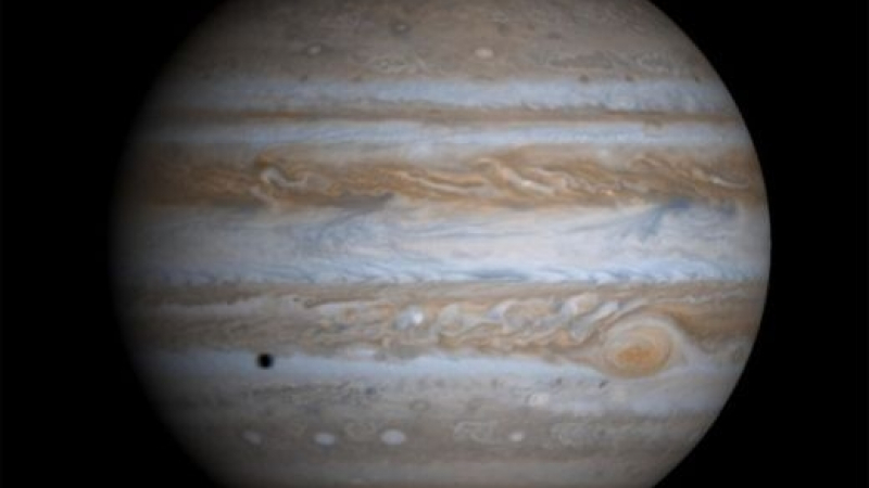 НАСА прави сензационни разкрития за спътника на Юпитер  