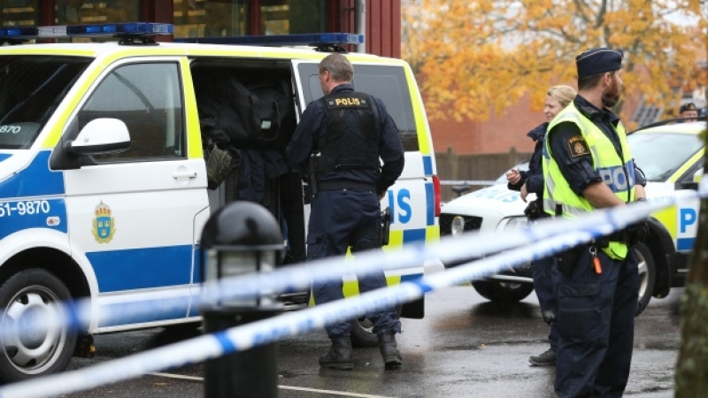 Евакуираха 500 души от шведски хотел заради опасност от взрив
