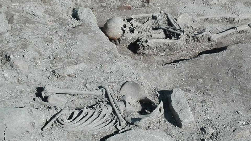 18 погребения оставиха пловдивските археолози безмълвни (СНИМКИ 18+)