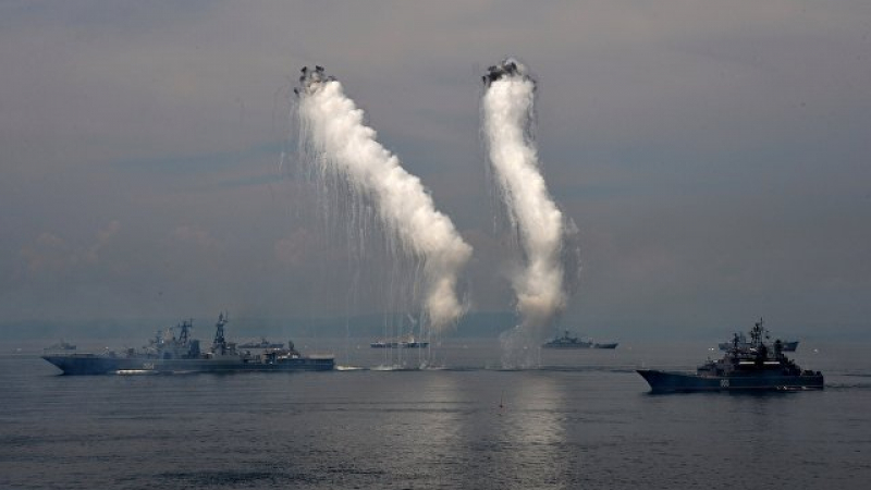 ВМФ на Русия ще получи оръжие, „заслепяващо” противника 