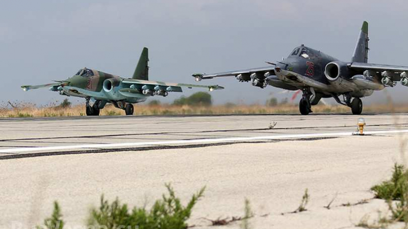 Голяма група щурмови Су-25 е готова да отлети за Сирия в отговор на американските заплахи 