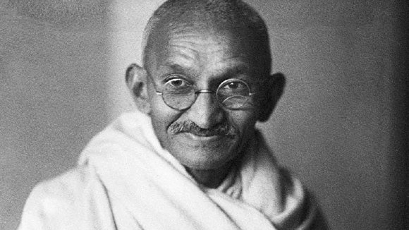 Навръх рождения ден Махатма Ганди да си спомним: Ненасилието е най-голямата сила на разположение на човечеството.