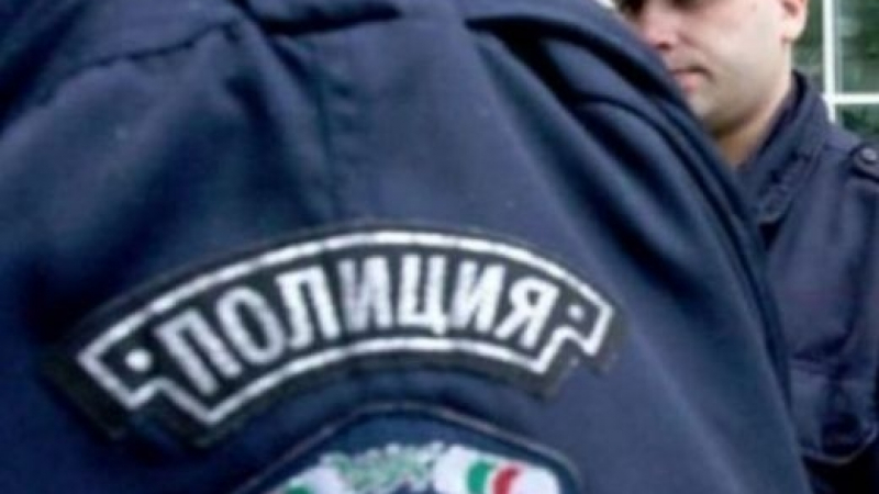 Измамници се представят за пловдивски полицаи! Набелязаха заведенията