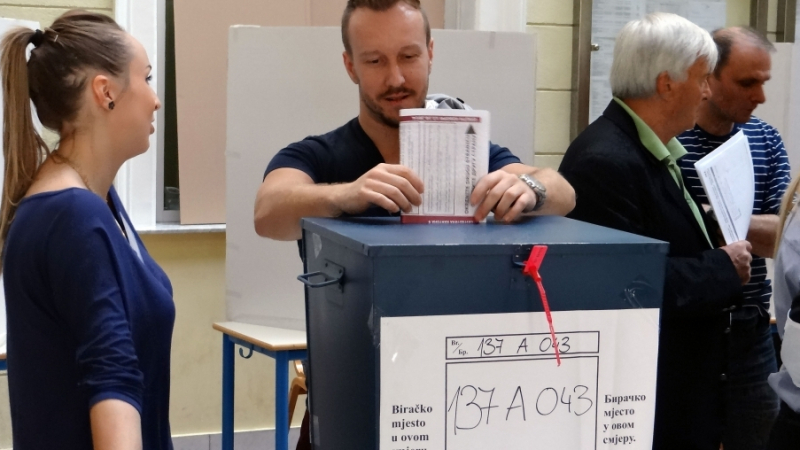 В Босна и Херцеговина двете най-големи партии обявиха победа на местните избори 