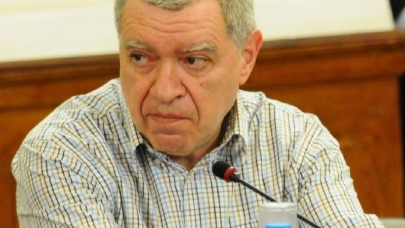 Проф. Михаил Константинов прогнозира ще подаде ли Борисов оставка 