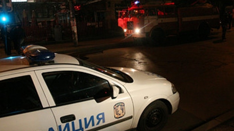 Трагедия край София, тежка катастрофа, на място има линейки, пожарна и полиция