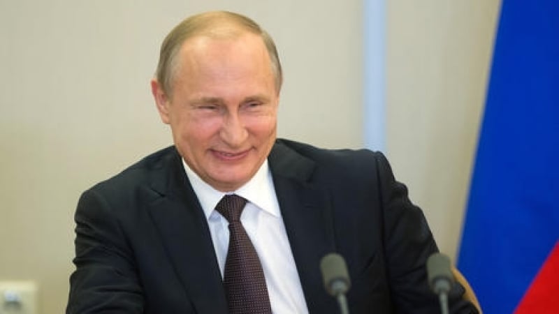 "Шпионинът, който не можеше да се предаде": 7 от шегите на Путин (ВИДЕО)