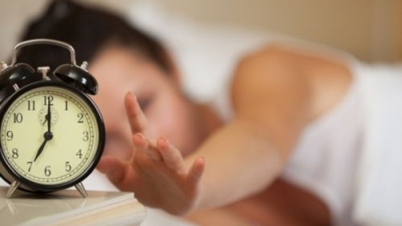 Как да станете лесно от леглото и в най-студената сутрин