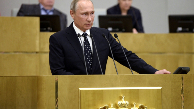 Путин се разсърди на Оланд, няма да ходи във Франция