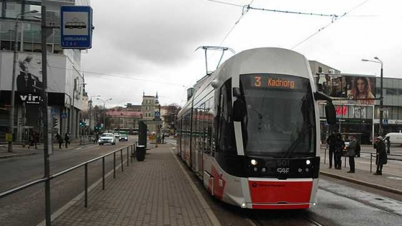  "Гардиън": Три години безплатен градски транспорт в Талин. Каква е равносметката?