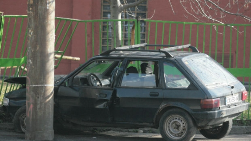 Неочаквано възмездие сполетя след 10 метра блондинка, която открадна кола в Сливенско
