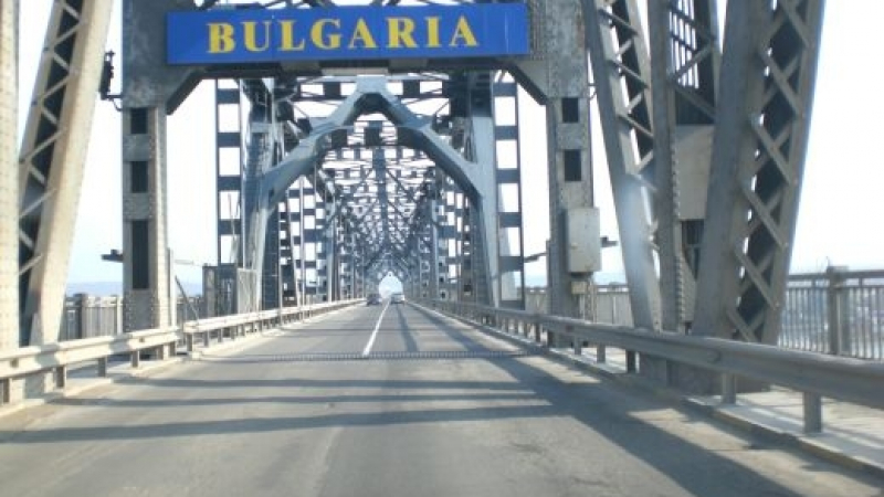 Важно за пътуващите: Затварят Дунав мост за три дни по 5 часа
