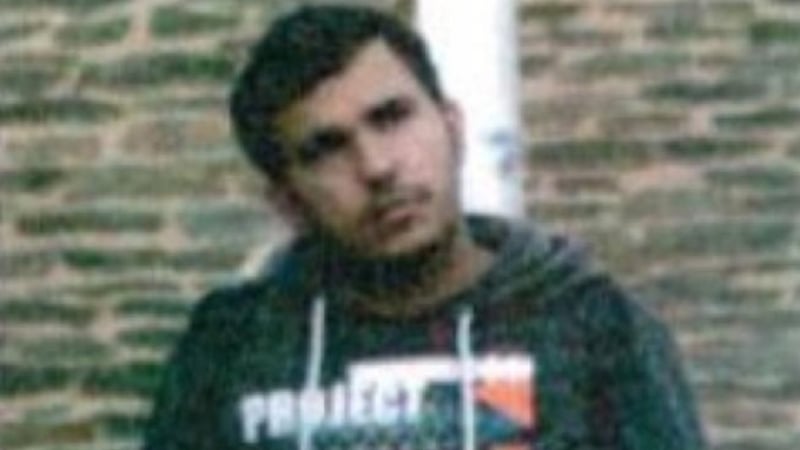 Сириецът, който се е самоубил в затвора в Германия може би е бил част от по-голяма група