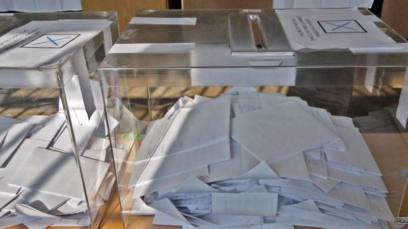 Знае се колко българи няма да имат право да гласуват