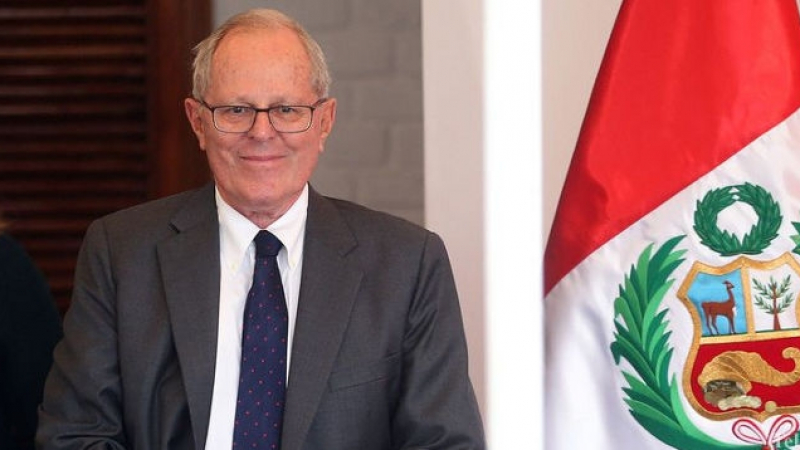 Богатият президент на Перу бе осмян заради това, че се оплака от заплатата си