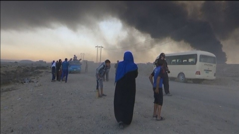 Ислямска държава“ подпали завод за сяра в Ирак, прати 1000 в болница