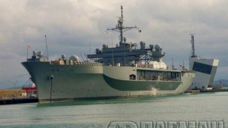 Американският военен кораб "Маунт Уитни" предсрочно напусна акваторията на Черно море