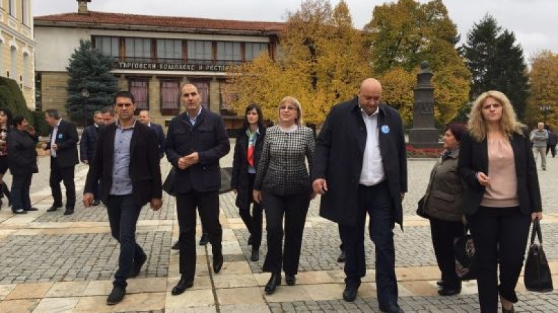 Цветан Цветанов в Котел: Цецка Цачева ще изгради мостове между институциите, общините и  всички български граждани