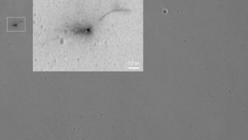 Скиапарели е направил плитък кратер, когато се е разбил на Марс (СНИМКА)