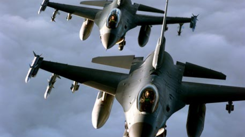 В Ирак е бомбардирано проправителственото опълчение: Пак ли американските ВВС нещо се объркаха?