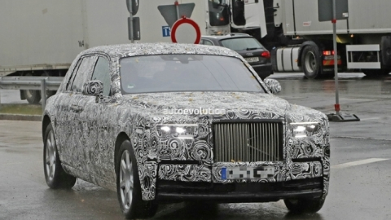 Следващия Rolls-Royce Phantom излезе наяве (СНИМКИ)