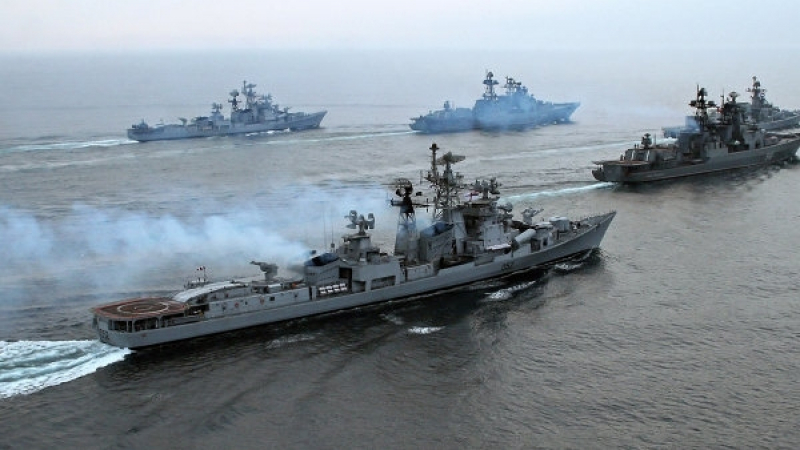 Невралгична ситуация в Средиземноморието! Руски кораби прогониха подводница-шпионин на НАТО   