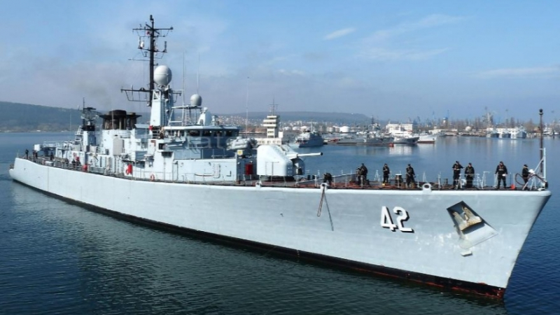 Наша фрегата се включва в голяма операция на НАТО в Средиземно море