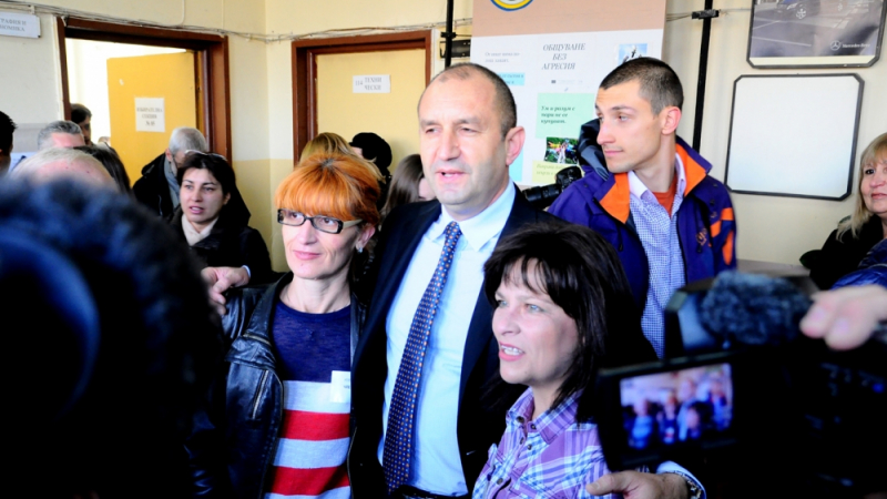 Какво не знаем за новия български президент