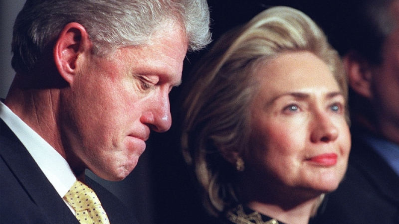 Бомба след изборите в САЩ: Хилари и Бил Клинтън се развеждат! 