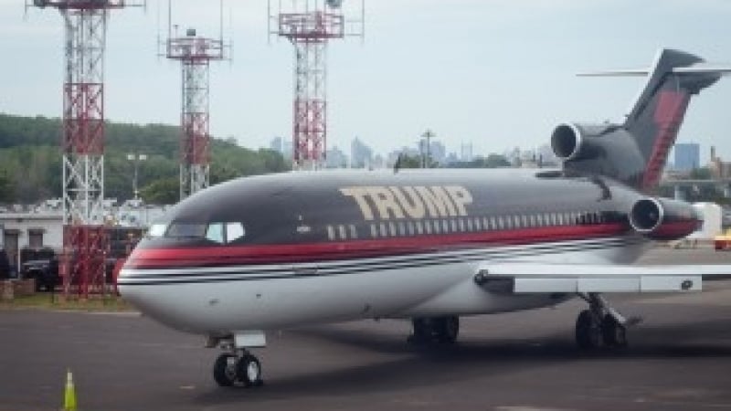 Самолетът на Тръмп срещу Air Force One - кой е по-внушителен (СНИМКИ)