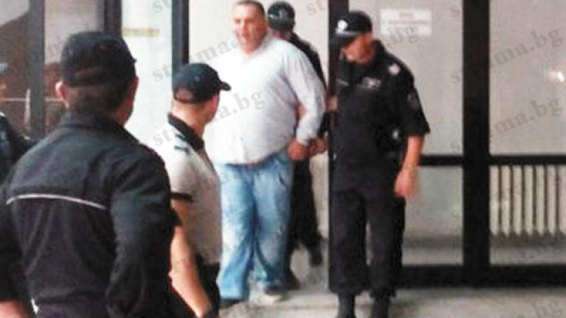Сводникът Марто Дебелия получи бъбречна криза в ареста, приеха го в спешното