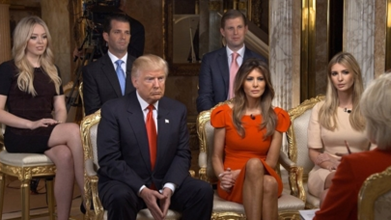Уникални СНИМКИ от палата на Тръмп! Луксът, в който живее новият американски президент, е неописуем! (ВИДЕО)