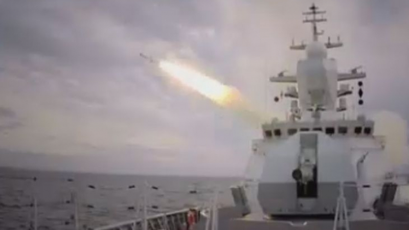 Ракетен бой над морето: Корвети на Балтийския флот на Русия с мащабни стрелби (ВИДЕО)   